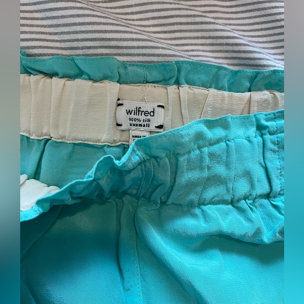 Wilfred Turquoise Silk Elastic Waist Shorts